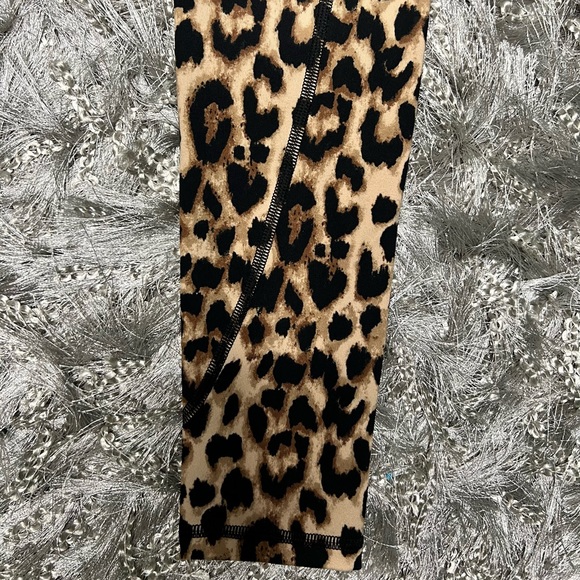 Victoria’s Secret Leopard Print Leggings - Picture 5 of 5